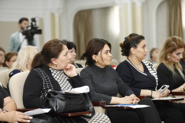 AQTİ məktəbəqədər təhsil müəssisələrinin əməkdaşları üçün təlimlərə start verib