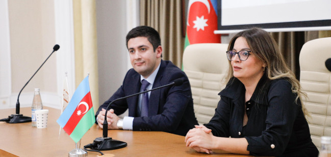 Məktəbəqədər təhsil müəssisələrinin əməkdaşları üçün təlimlərə başlanılıb