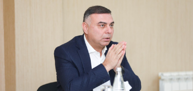 AQTA sədri Qusarda vətəndaşları qəbul edib