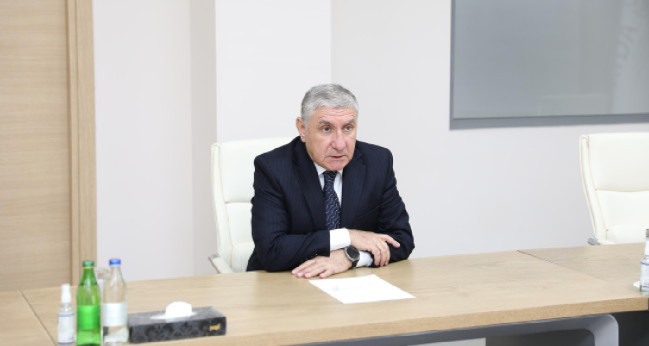 AQTA sədri çörək istehsalı, dəyirman və taxıl idxalı sahəsində fəaliyyət göstərən sahibkarları qəbul edib