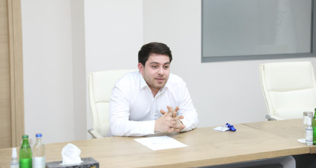 AQTA sədri ictimai iaşə xidmətləri sahəsində fəaliyyət göstərən sahibkarları qəbul edib